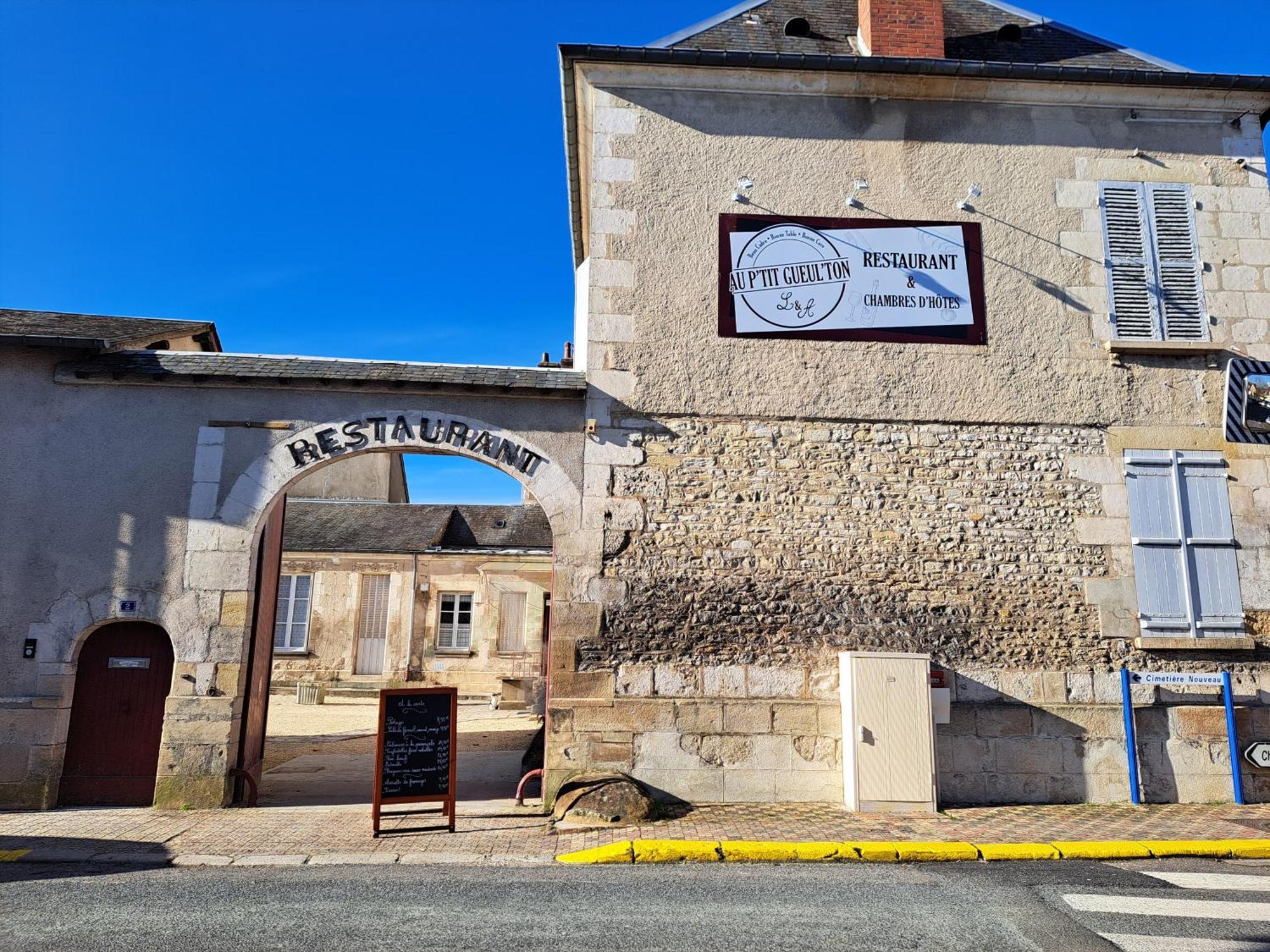 Bed and Breakfast Au P'Tit Gueul'Ton Les Aix-d'Angillon Esterno foto